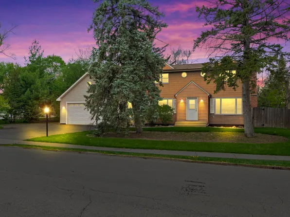336 E Ardmore Ave, Roselle, IL 60172