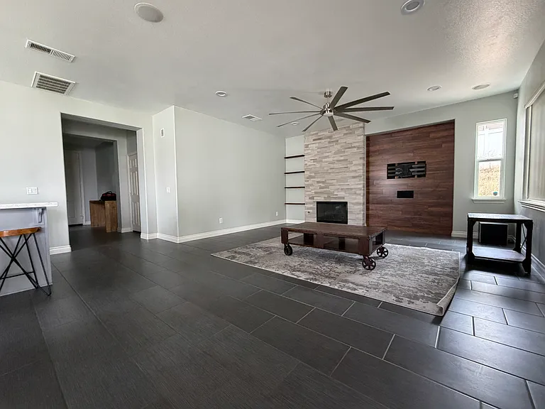 31227 E Pointe Ct — Photo 11
