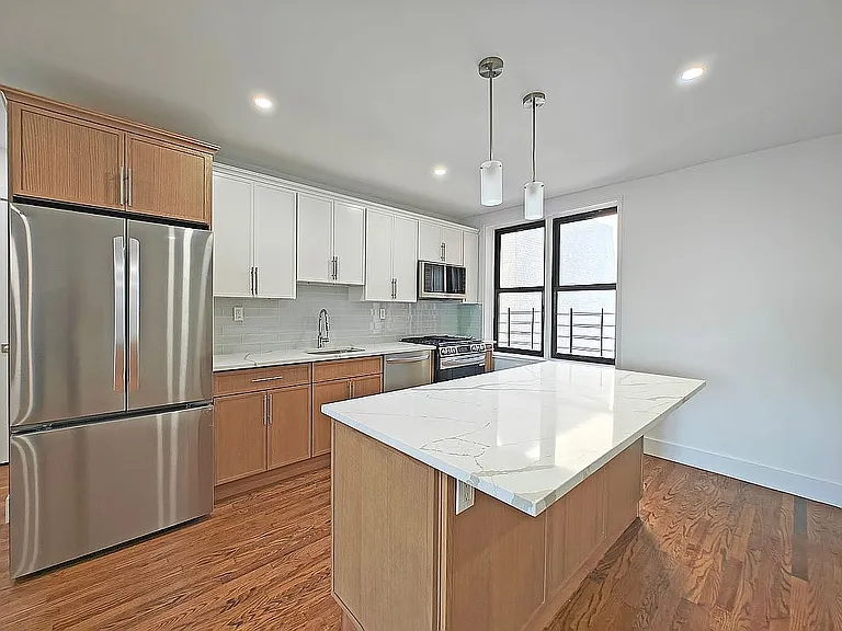 2781 Ocean Ave #4K — Photo 3