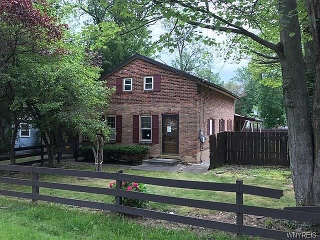 1st image of 9393 Orange St