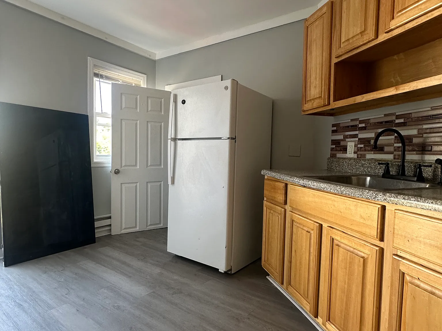 1 bed, 500 sqft, $1,650 — Photo 3