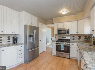 705 Scenic Dr, Harleysville, PA 19438