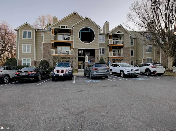 603 Admiral Dr Unit 304, Annapolis, MD 21401