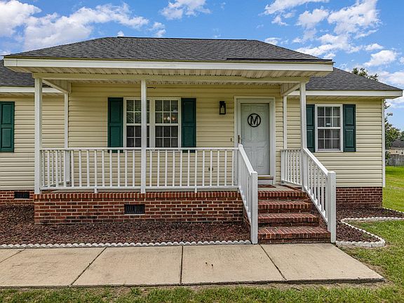 4th image of 515 Twin Creeks Dr