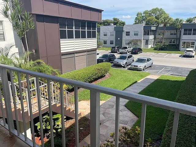 Building Photo - 705 Normandy Ln #O-705