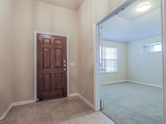 4th image of 4901 Lemon Grove Dr