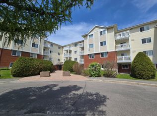270 Lorry Greenberg Dr #215, Ottawa, ON K1T 3K2