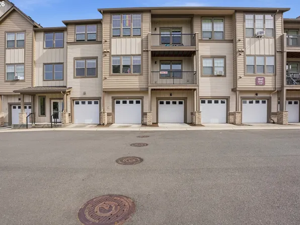16417 NW Chadwick Way Unit 203, Portland, OR 97229