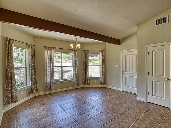 2nd image of 142 Holly Hill Dr W