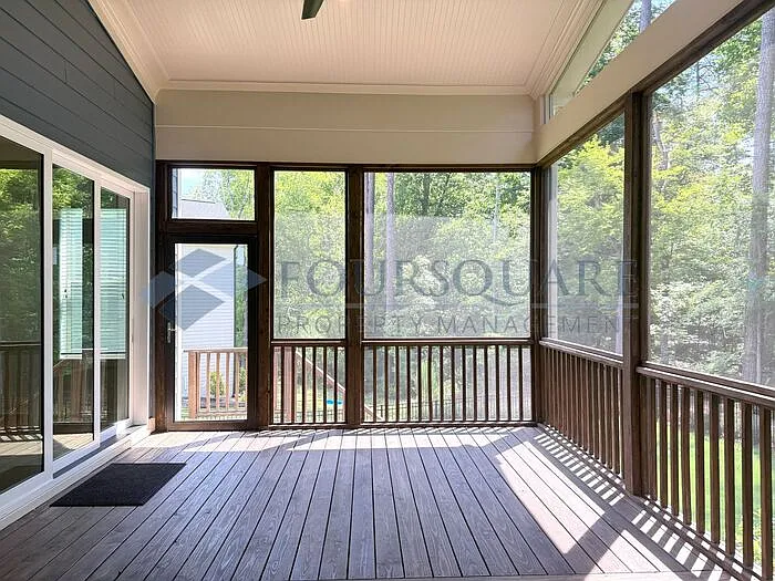 2204 Timberview Dr — Photo 11