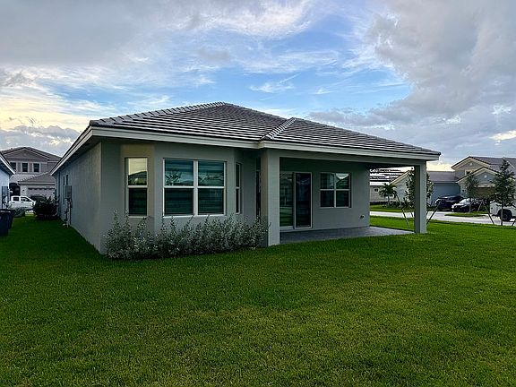 4th image of 14176 Foothill Falls Way