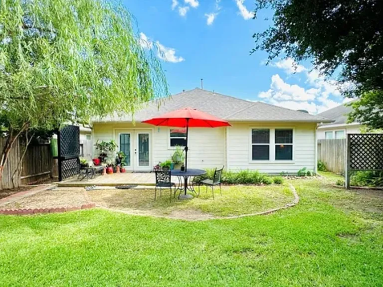 19322 Golden Cactus Ln — Photo 10