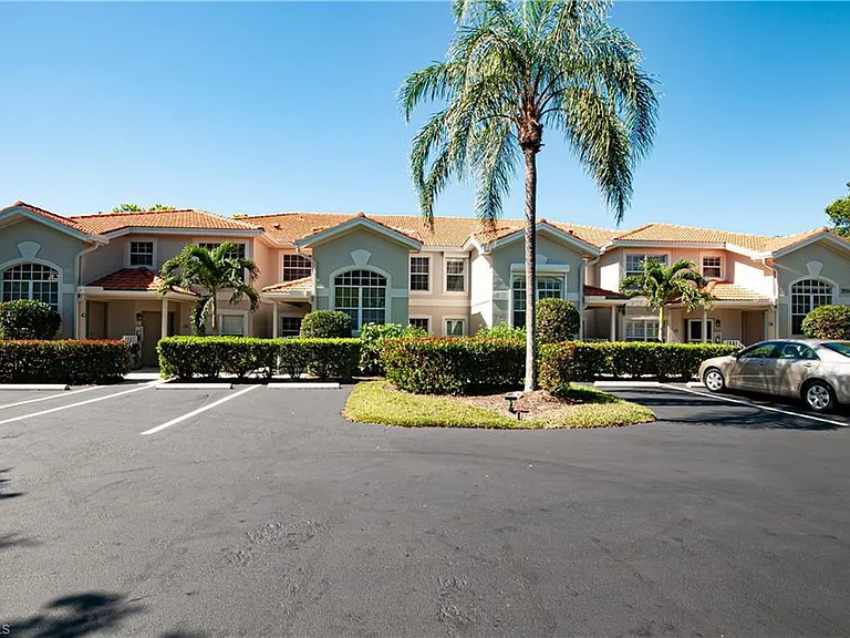 2516 Orchid Bay Dr #101 — Photo 2