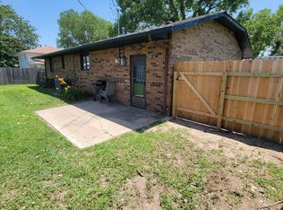406 Crystal East Ave, South Hutchinson, KS 67505