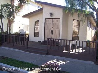 220 10th St, Seal Beach, CA 90740
