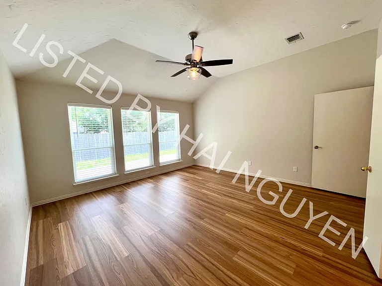 1602 Crestmeadow Ln — Photo 15