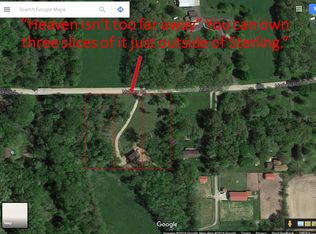 21105 Mathew Rd, Sterling, IL 61081