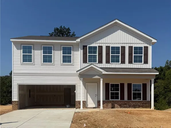 5838 Latigo Ct, Clemmons, NC 27012