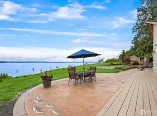 37382 Loki Bluff Dr NE, Hansville, WA