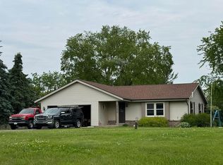 29638 Ketterhagen Rd, Burlington, WI 53105
