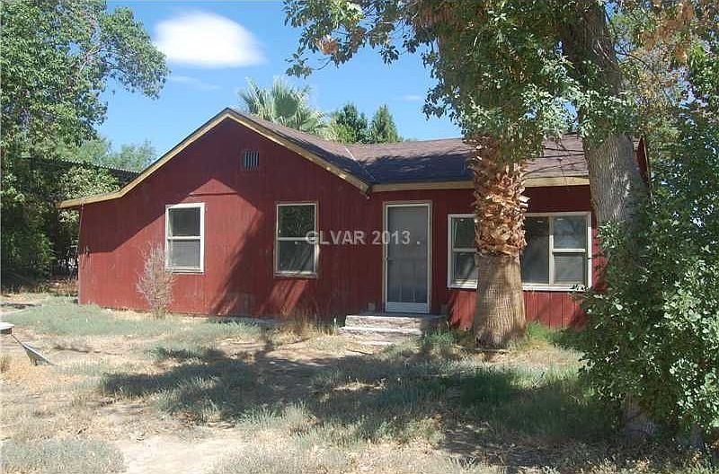 2nd image of 3015 E Warm Springs Rd