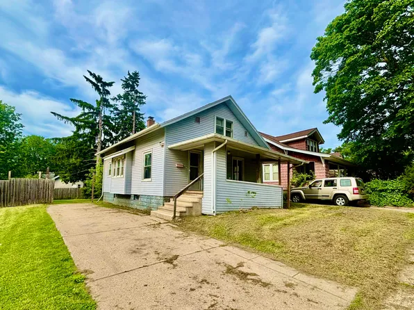 1111 Walsh St, Lansing, MI 48912