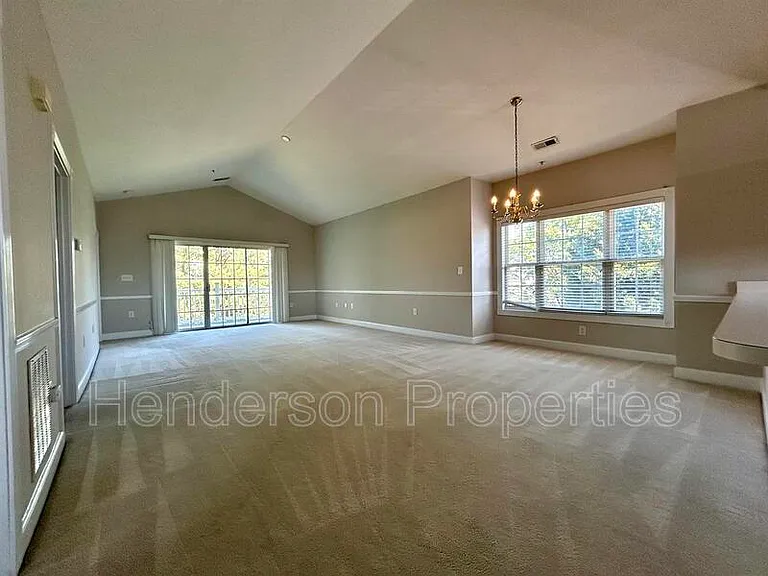 9179 Meadow Vista Rd — Photo 8