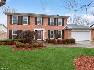 3226 Brandess Dr, Glenview, IL