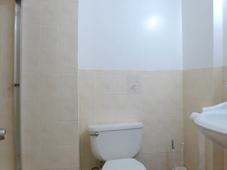 860 Huntington Ave — Photo 11