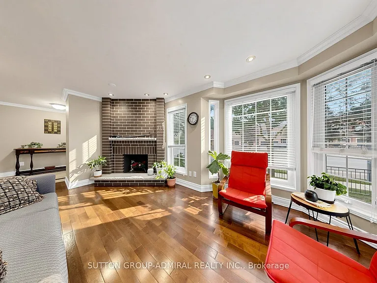 78 Alameda Cir — Photo 4