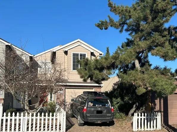 615 S Nevada St, Portland, OR 97219