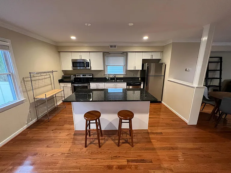 1804 Powhatan St — Photo 29