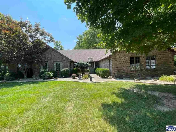 1221 E Brentwood Ln, Clinton, IN 47842