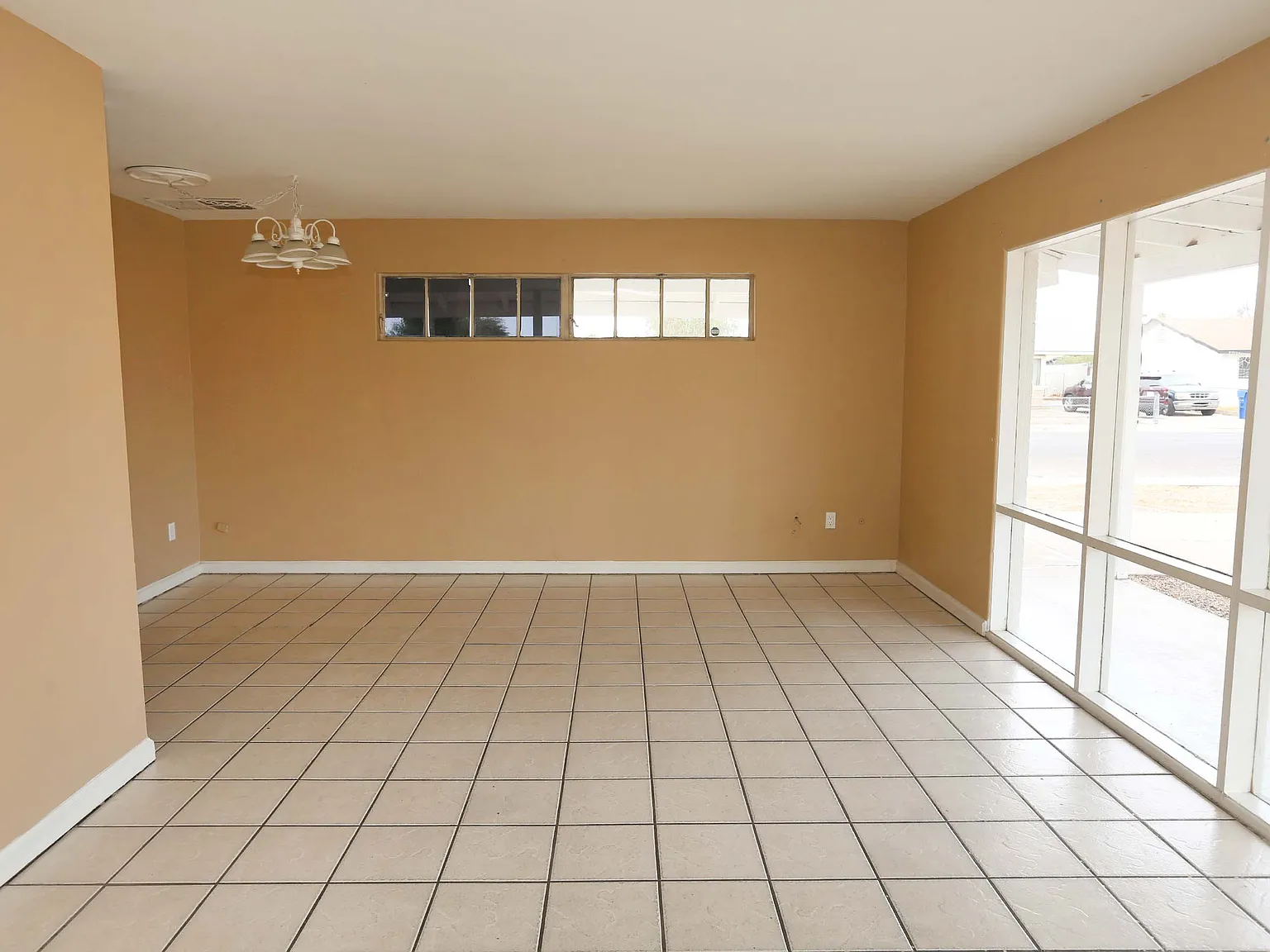 3 bed, 1620 sqft, $2,000 — Photo 3