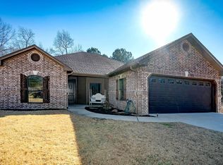 1707 Chisolm Pl, Longview, TX 75605