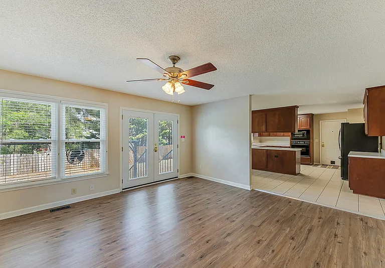 189 Merganser Blvd — Photo 10
