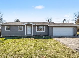 880 Hemingway Rd, Lake Orion, MI 48362