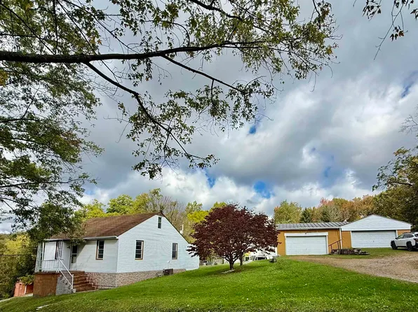 96 Chickerell St, Clarksburg, WV 26301