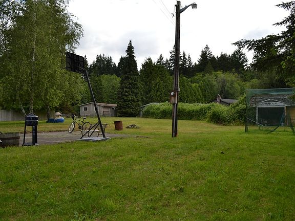 4th image of 17003 9th Ave SE