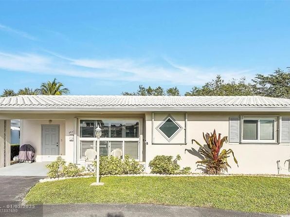 2403 Emerson Cir, Hollywood, FL 33021