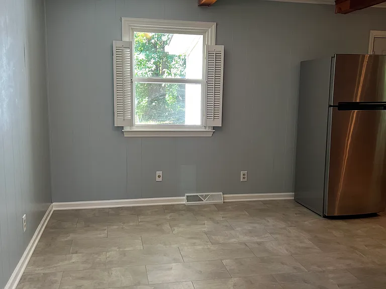 2320 Glenhaven Dr — Photo 6