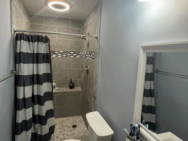 6 Windsor St #1 — Photo 12