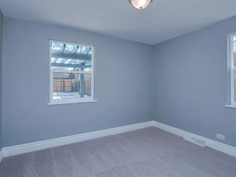 2956 N Glencoe St — Photo 2