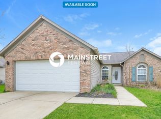 137 Meadow Glen Dr, Avon, IN 46123