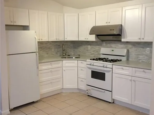 4327 215th Pl, Bayside, NY 11361