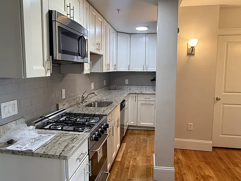 71 Westland Ave #1 — Photo 1