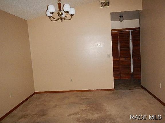 3rd image of 10261 N Harbor Way
