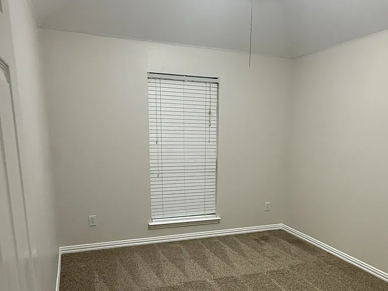 3817 Appleton Ln — Photo 13