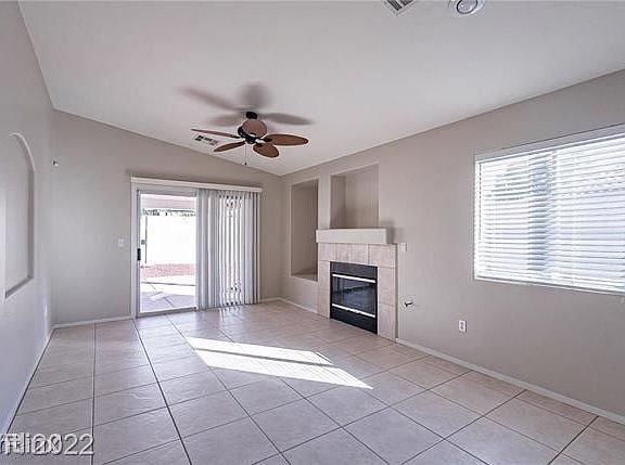 3rd image of 1510 Silver Sunset Dr