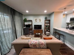 1246 Walker Ave APT 206, Walnut Creek, CA 94596